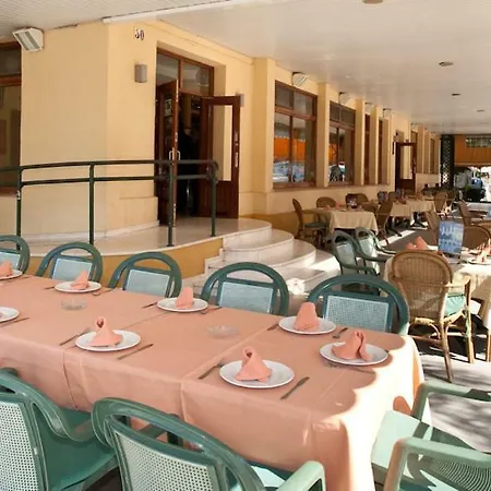 Ciudad Del Sol Pirula 3* Écija