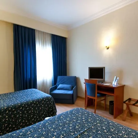 Ciudad Del Sol Pirula 3* Écija